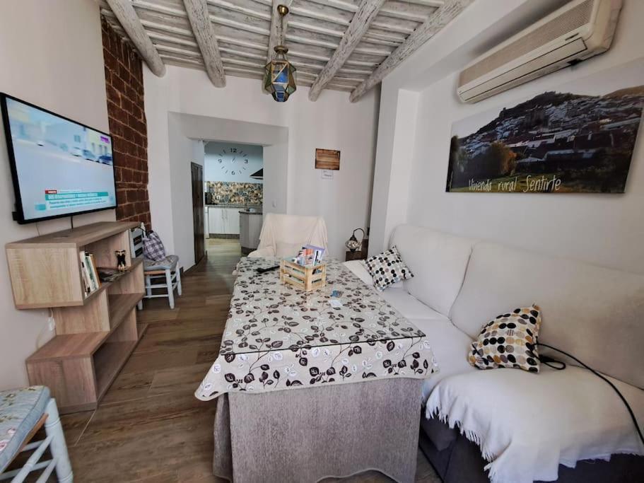 Vivienda Rural Sentirte 2 Centro De Aracena Lägenhet Exteriör bild